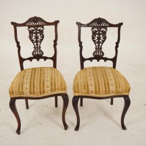 Pair of Victorian Carved Walnut Side Chairs, Occasional Chairs, Scotland 1890, F-503
