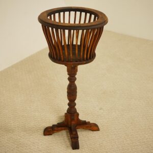 Vintage Wooden Plant /Fern Stand Canada 1930 F-1568