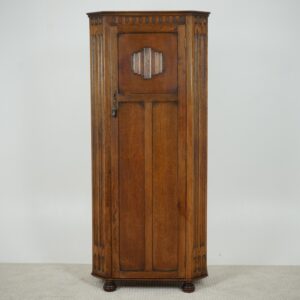 Vintage Oak Single Door Hall Robe "Denby and Spinks, Leeds & Harrogate England 1930 F-1595