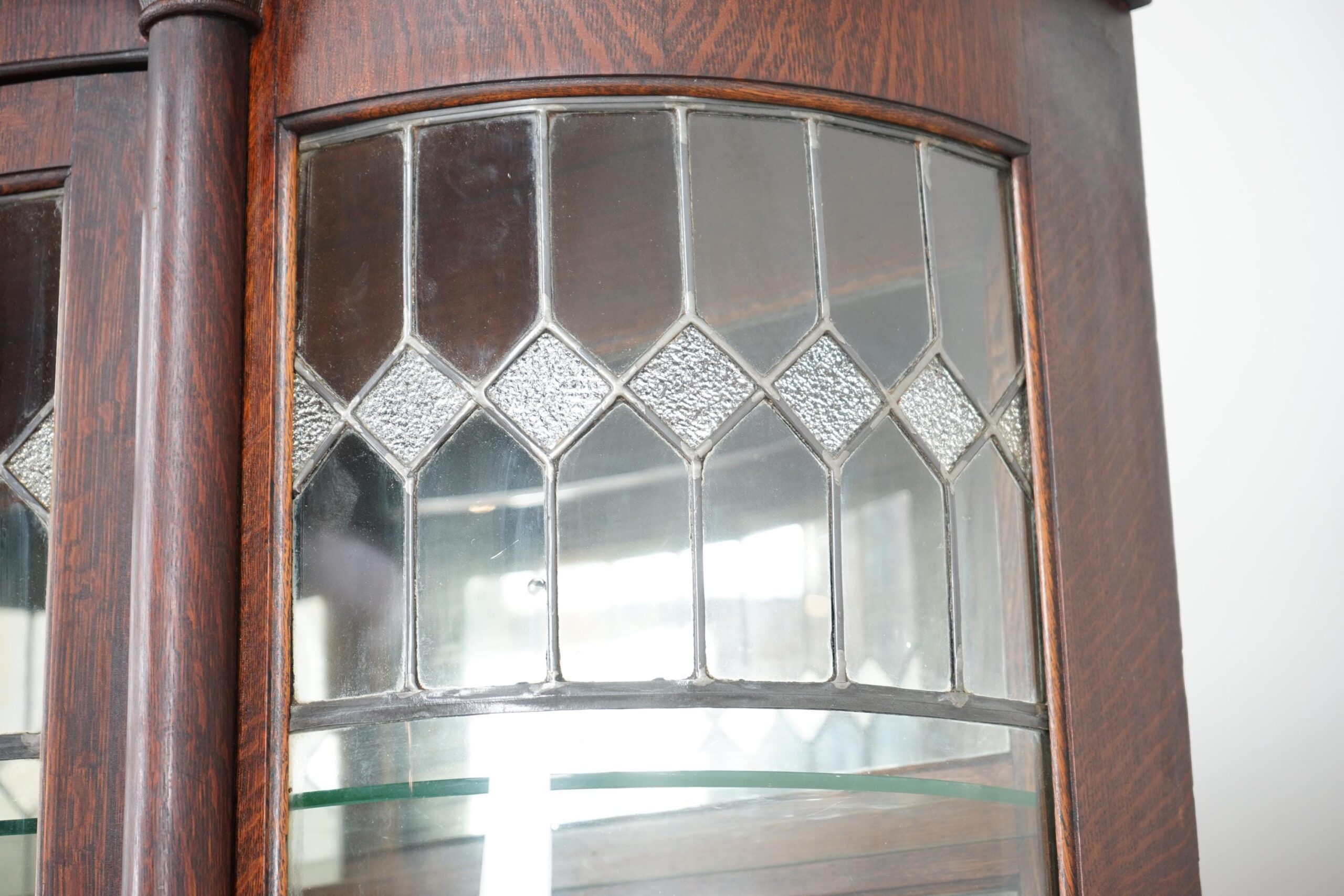 Antique Oak Triple Carved Glass China Cabinet, Leaded Glass, Diamond Pattern F-1576 - Image 4