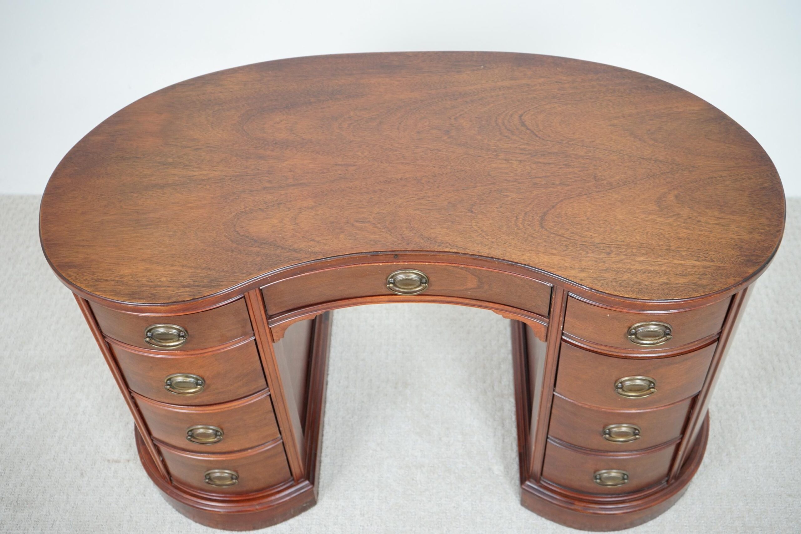 Vintage Walnut Eight Drawer Kidney Shaped Free Standing Desk F-1600 - Image 5