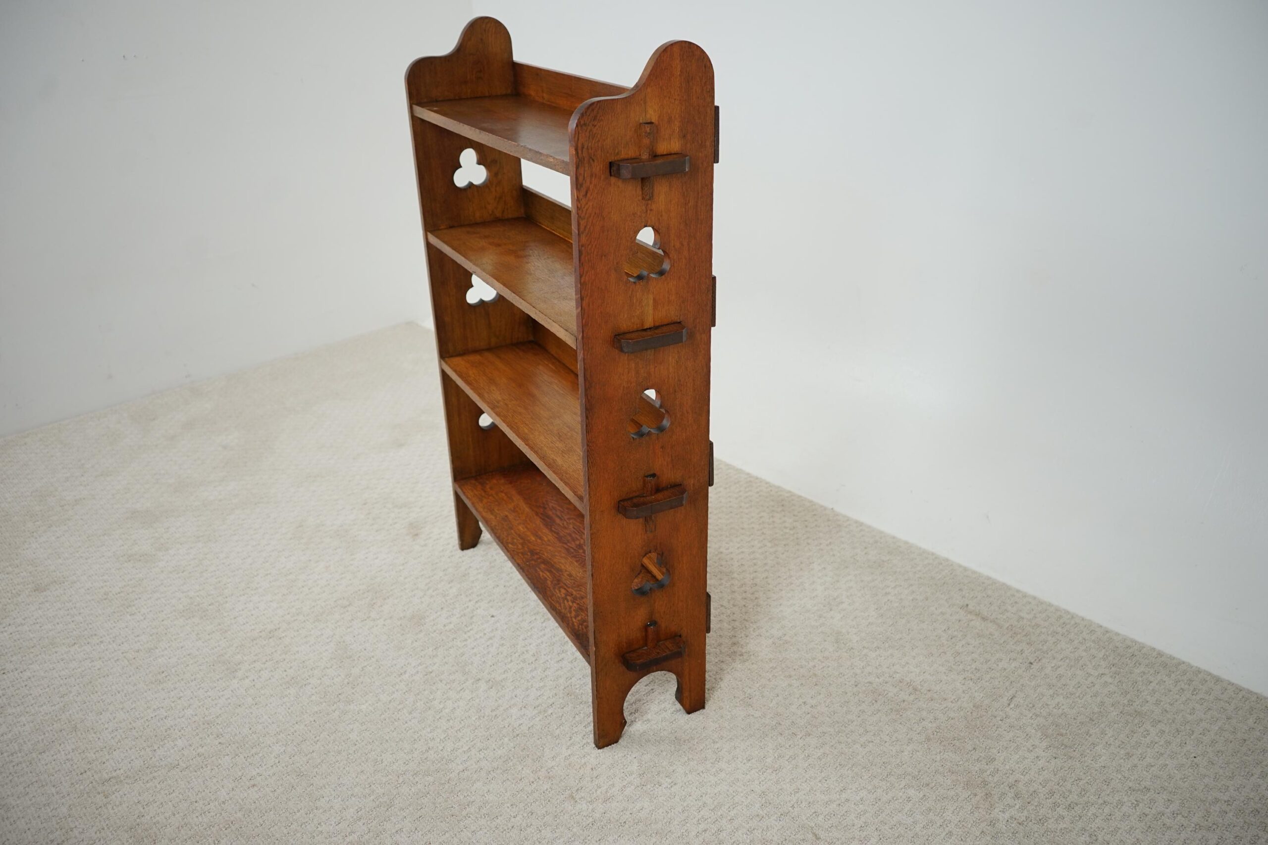 Arts & Crafts Oak Liberty Sedley Bookcase, Pegged Construction 4 Shelves England 1905 F-1629 - Image 5