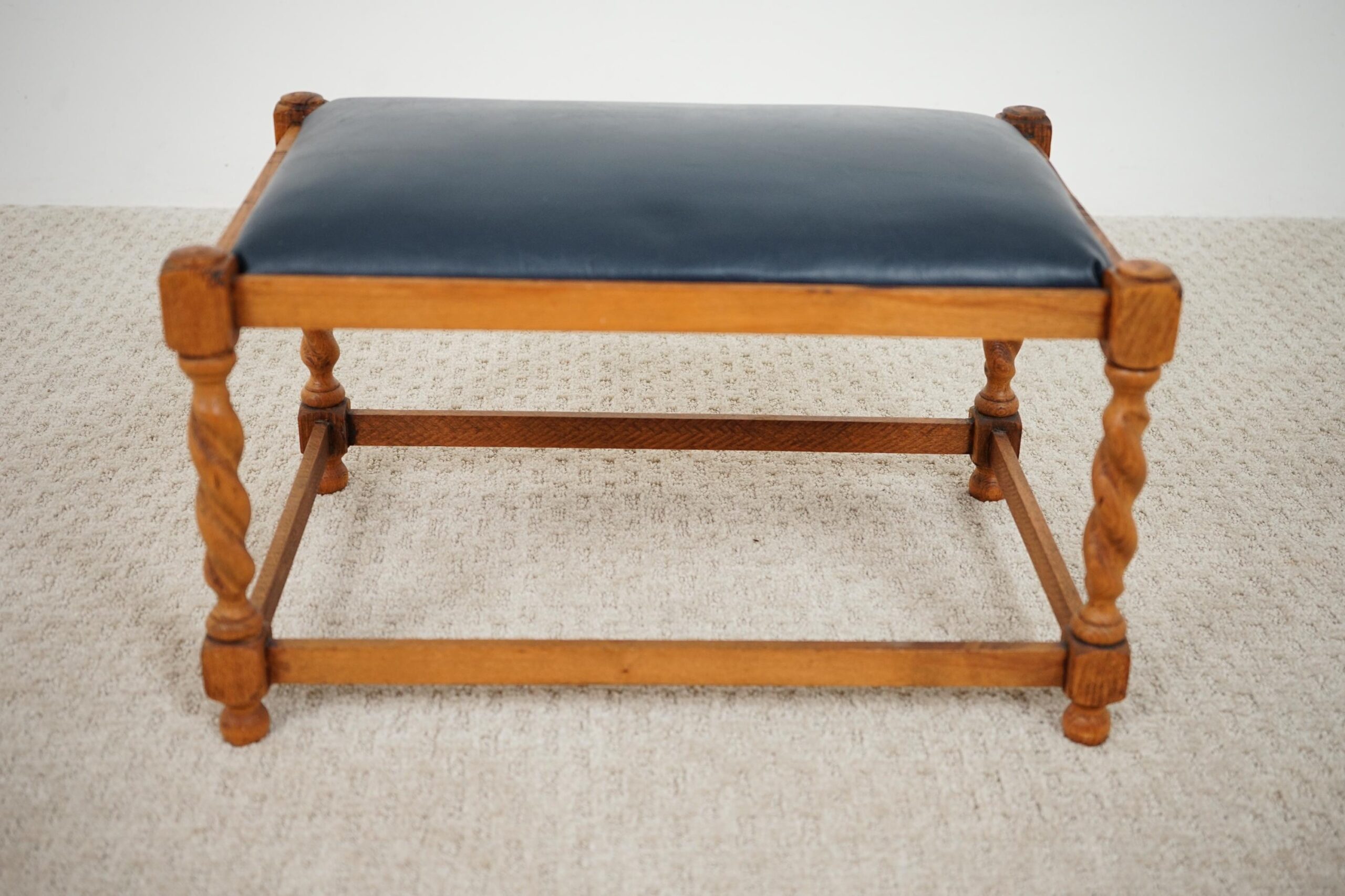 Vintage Oak Barley Twist bench Stool with Navy Vinyl Seat Scotland 1920 F-1637 - Image 8